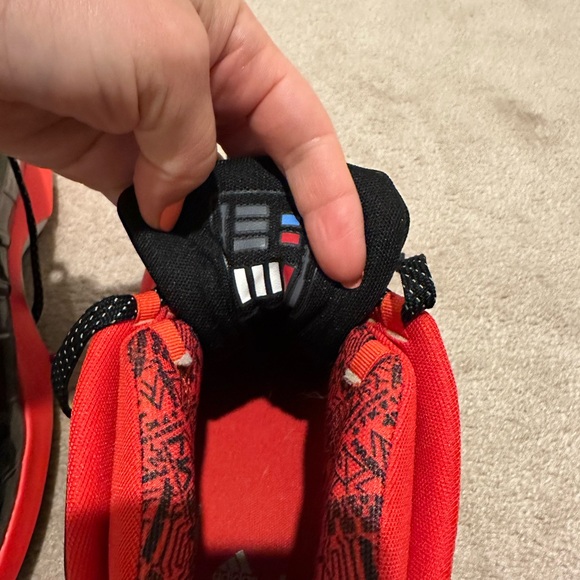 Adidas x Star Wars darth Vader shoes - Picture 4 of 7